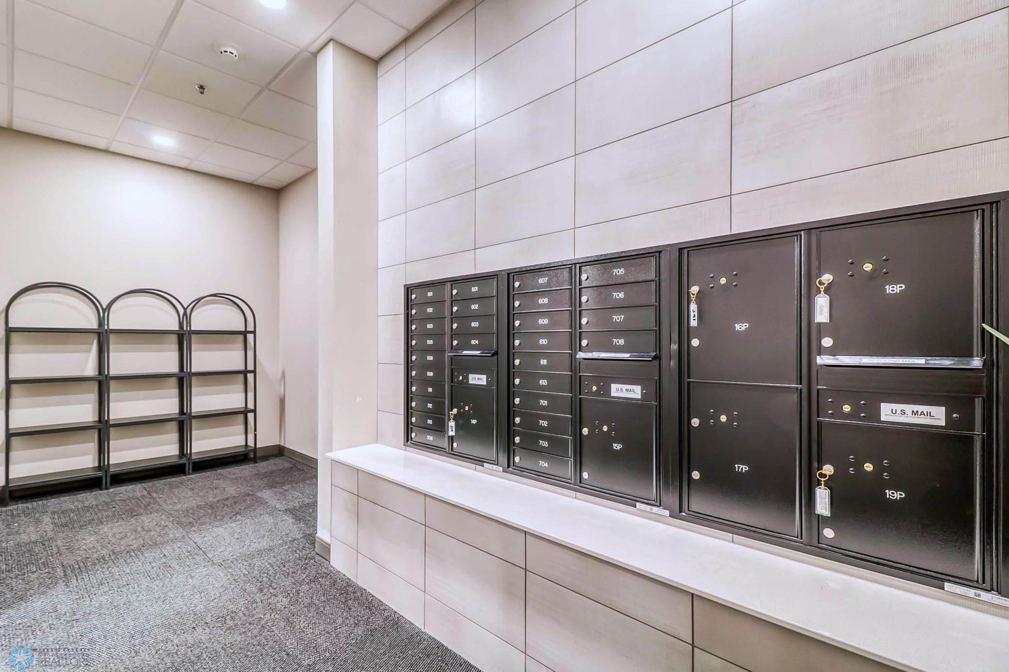 Mail Package Room1_1.jpg