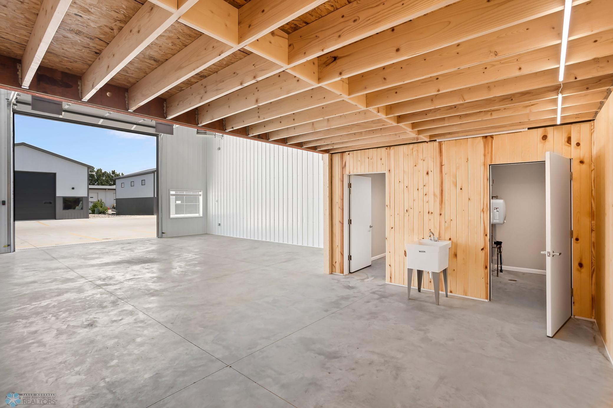 6153 53rd Ave S Fargo
