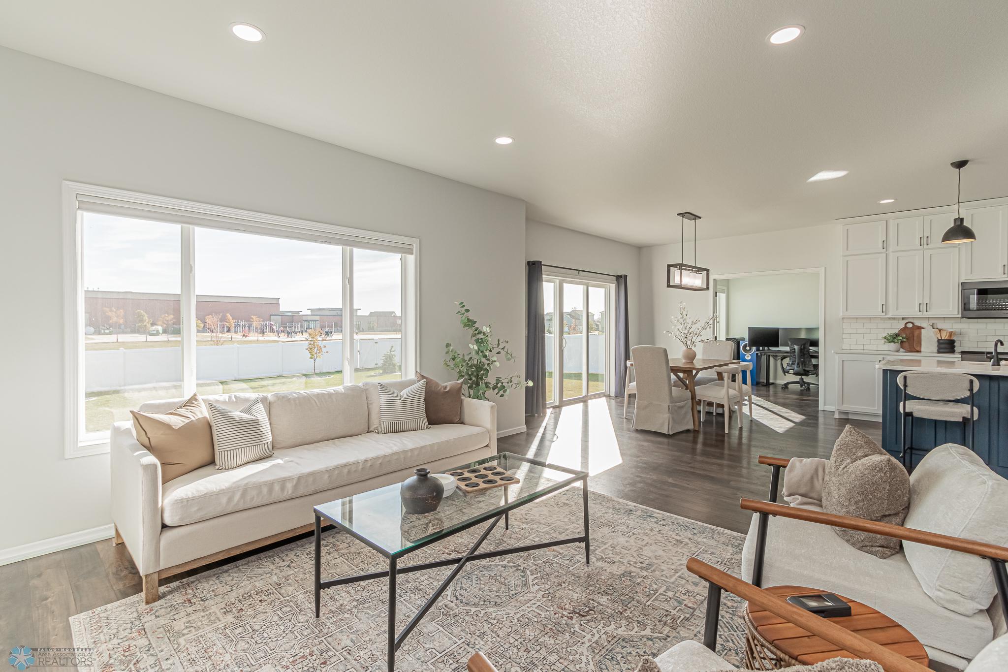 Living & Dining Areas
