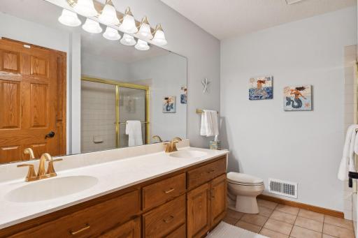535 Apple Garden Road, Minnetrista, MN 55364