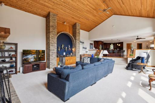 535 Apple Garden Road, Minnetrista, MN 55364