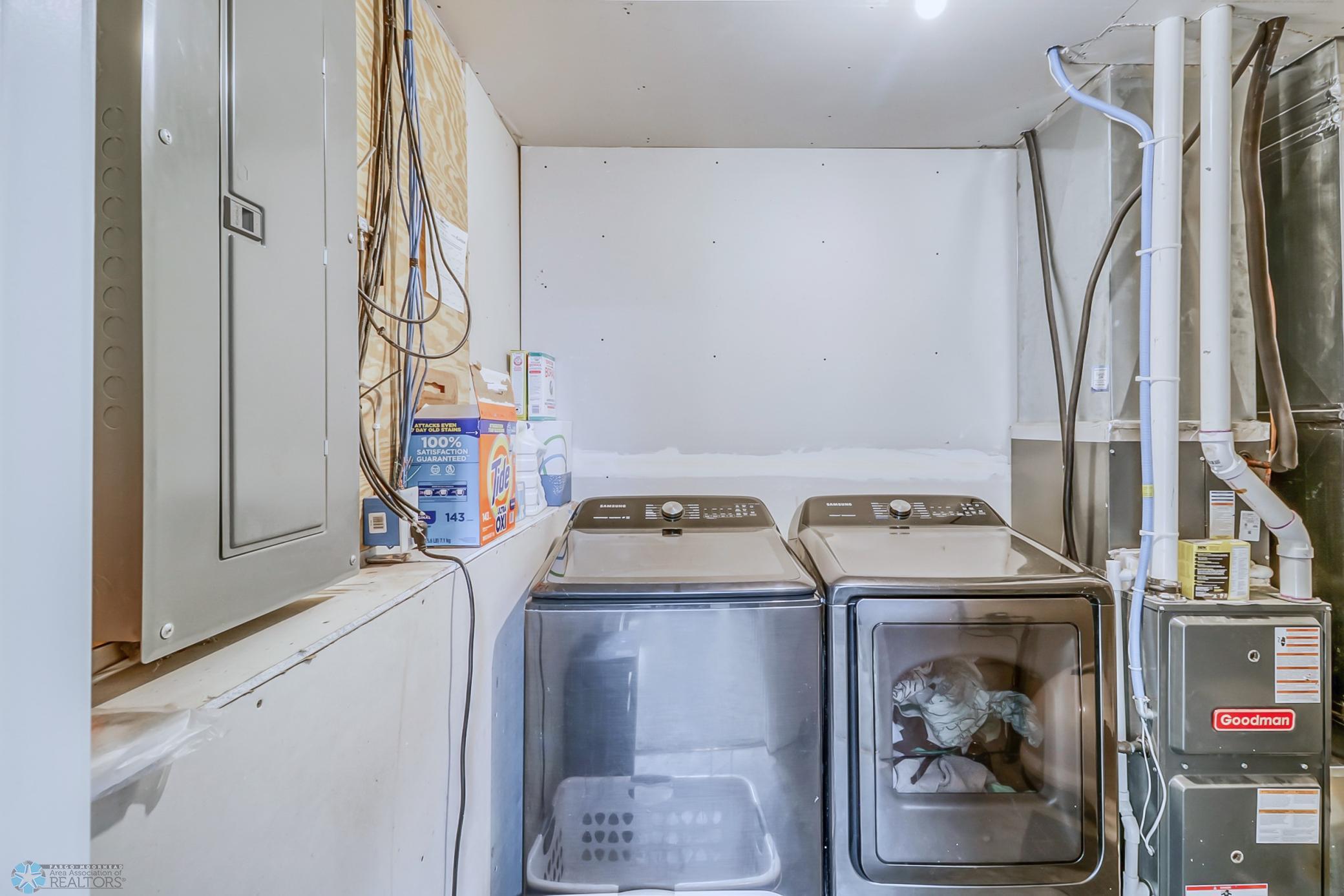 Laundry1_1.jpg