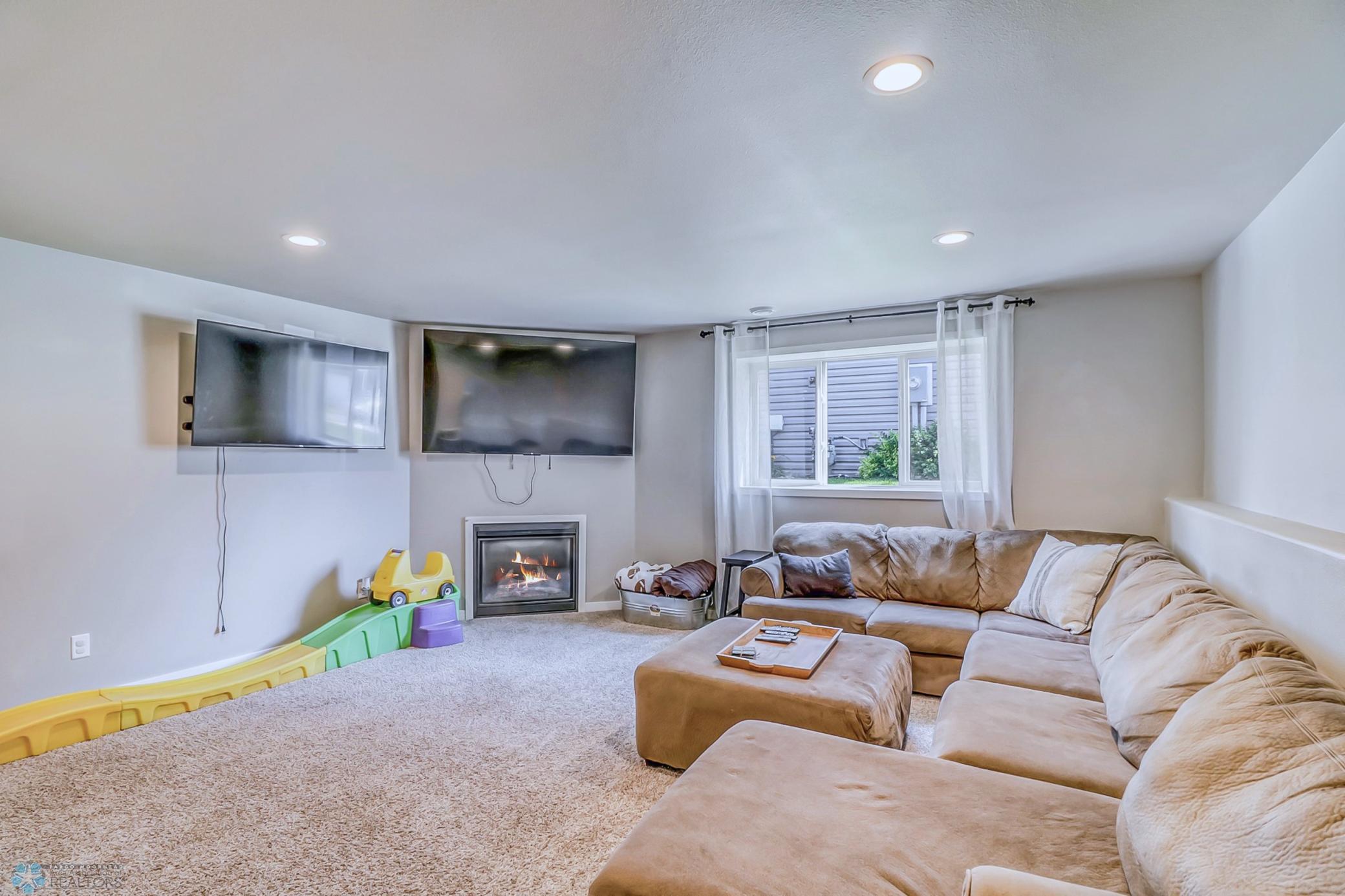 Basement Family Rm 1_1.jpg