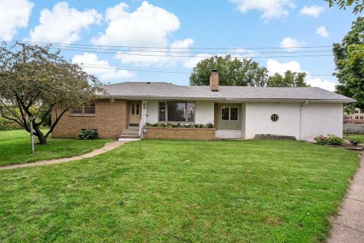 914 Eleanor Avenue, Saint Paul, MN 55102