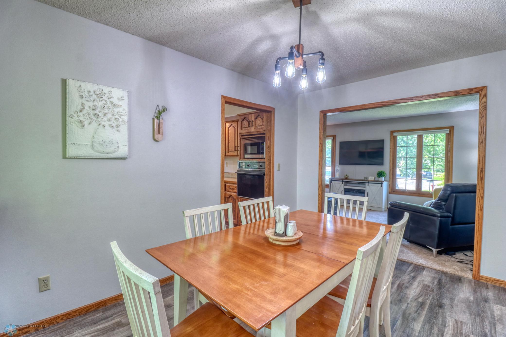 Formal Dining1_3.jpg