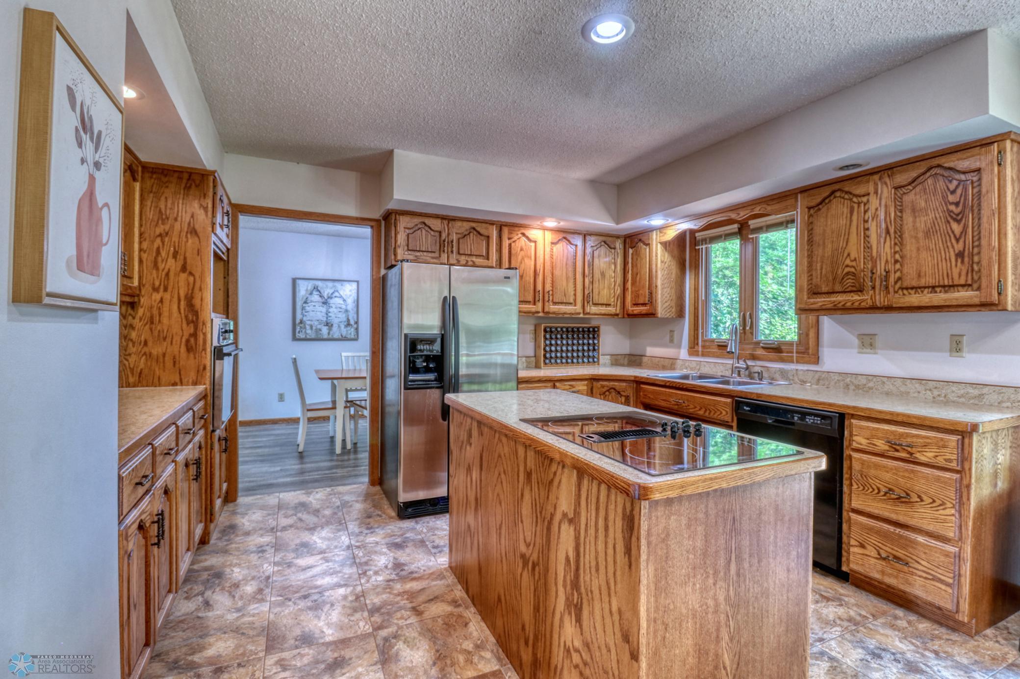 Kitchen1_1.jpg