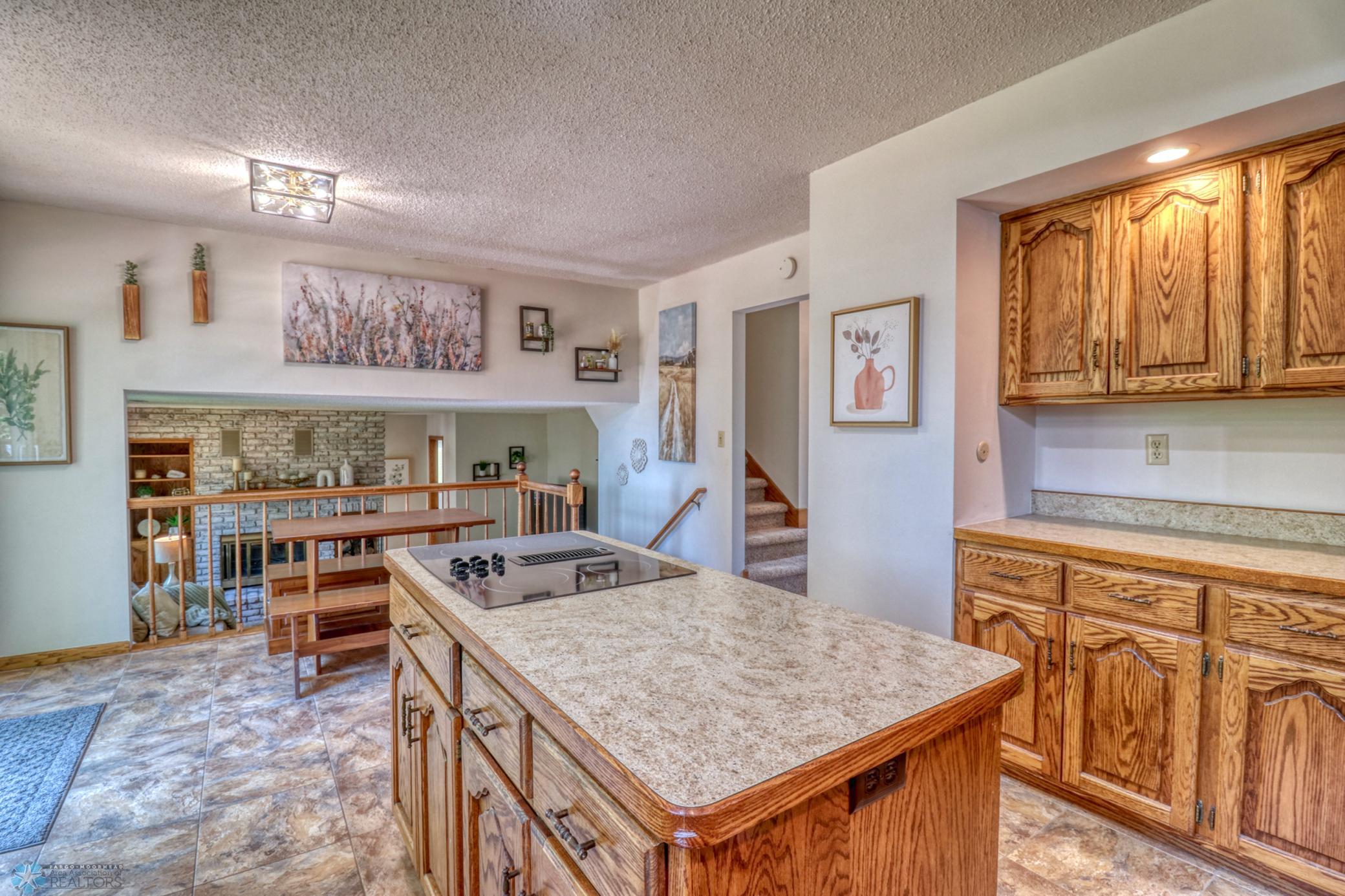 Kitchen1_0.jpg