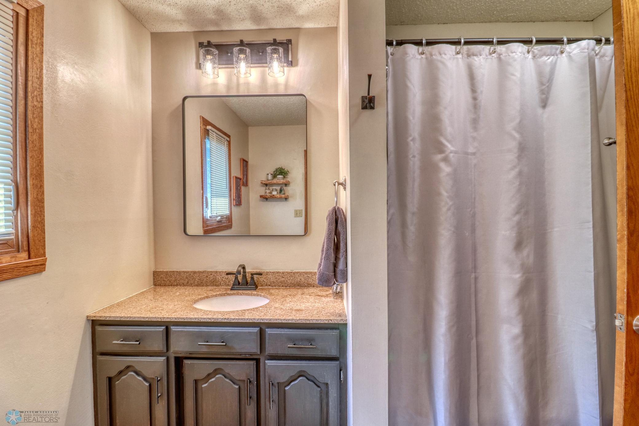 Upstairs Bathroom1_2.jpg