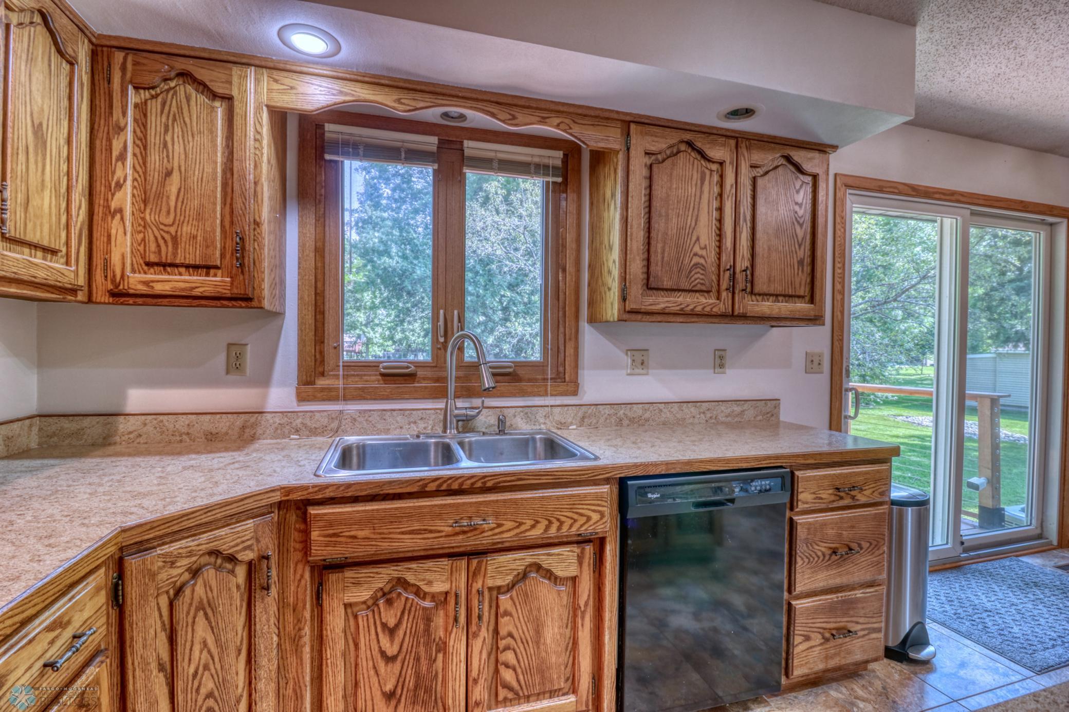 Kitchen1_4.jpg