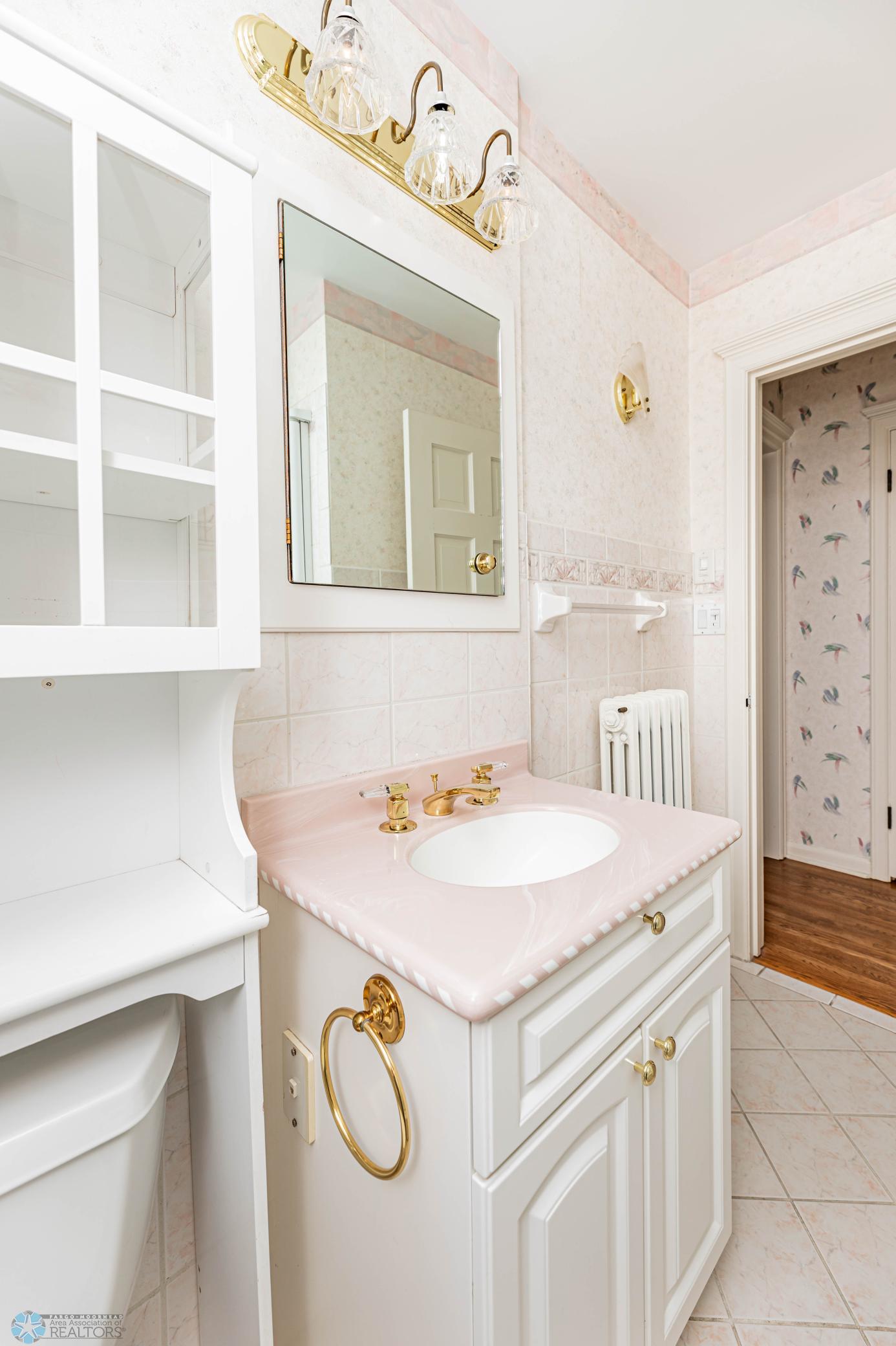 Bath 1 Main Level