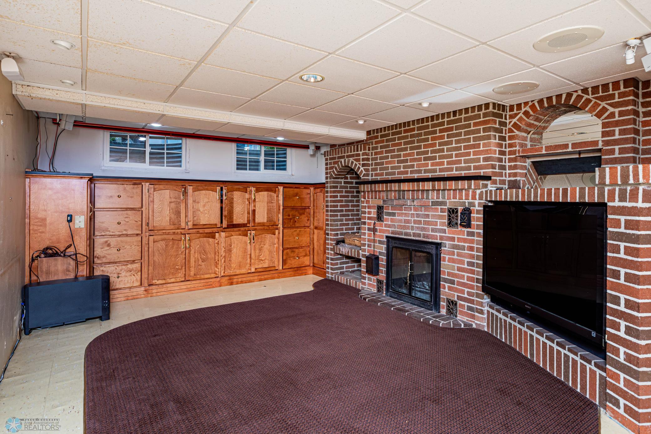 Basement Family Room w/Storage
