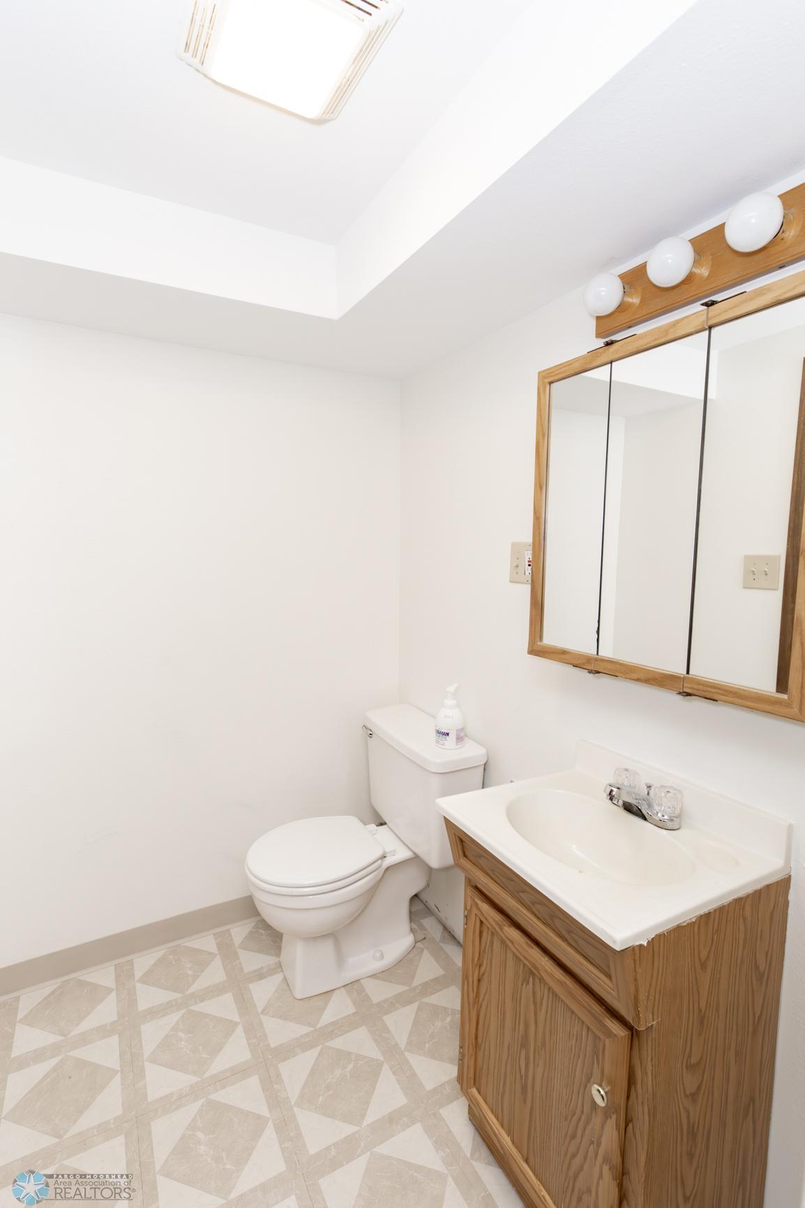 Bathroom 2 - 3/4