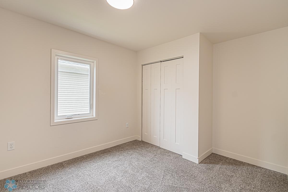 1614 7th St N, Fargo, ND-15.jpg