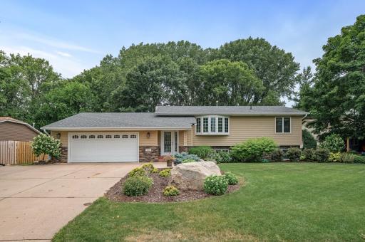 7845 Corey Path, Inver Grove Heights, MN 55076