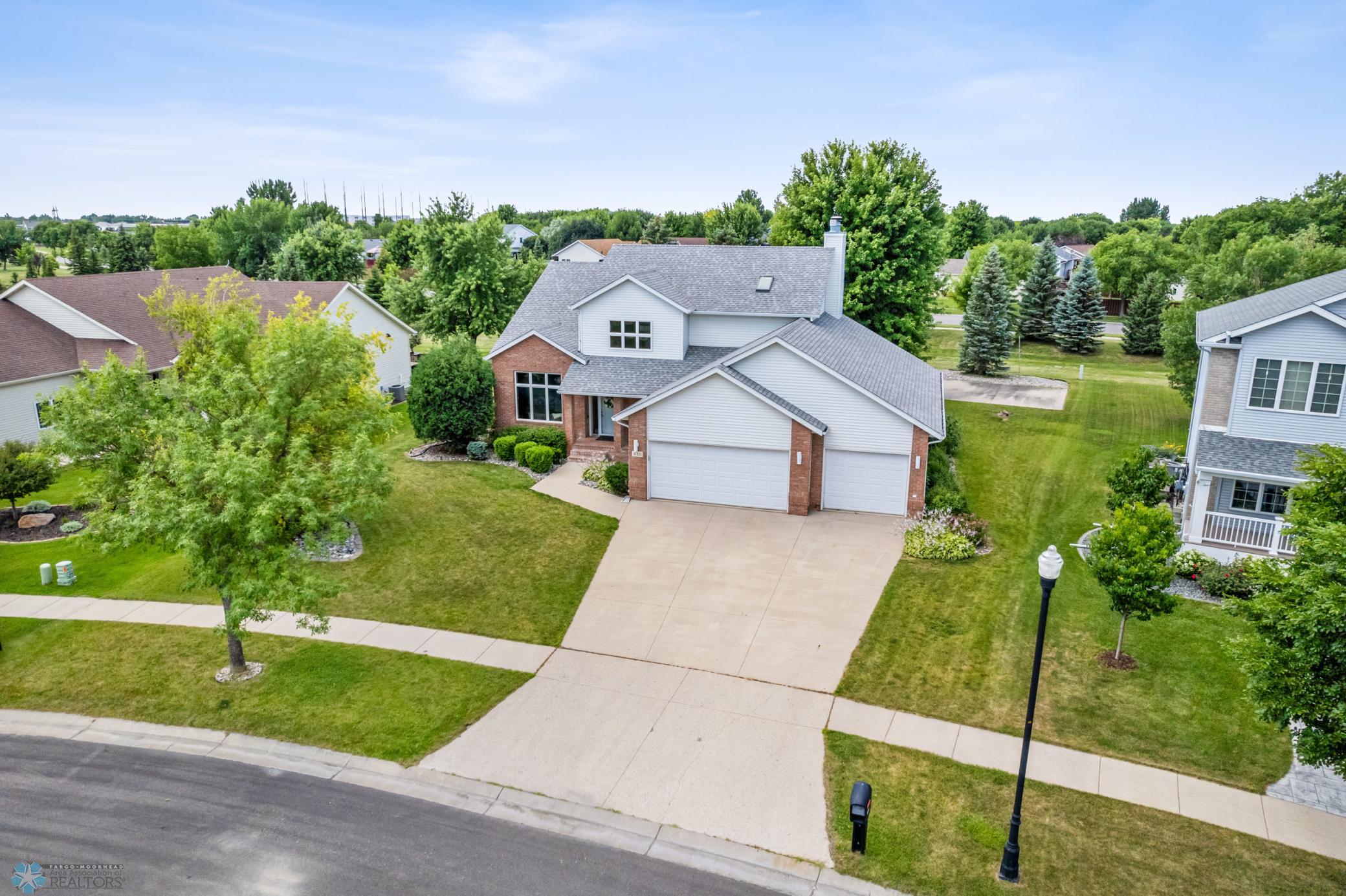Timberline 2 Story 5 bedroom, 4 bathroom, and 4 stall garage - Brand New Roof