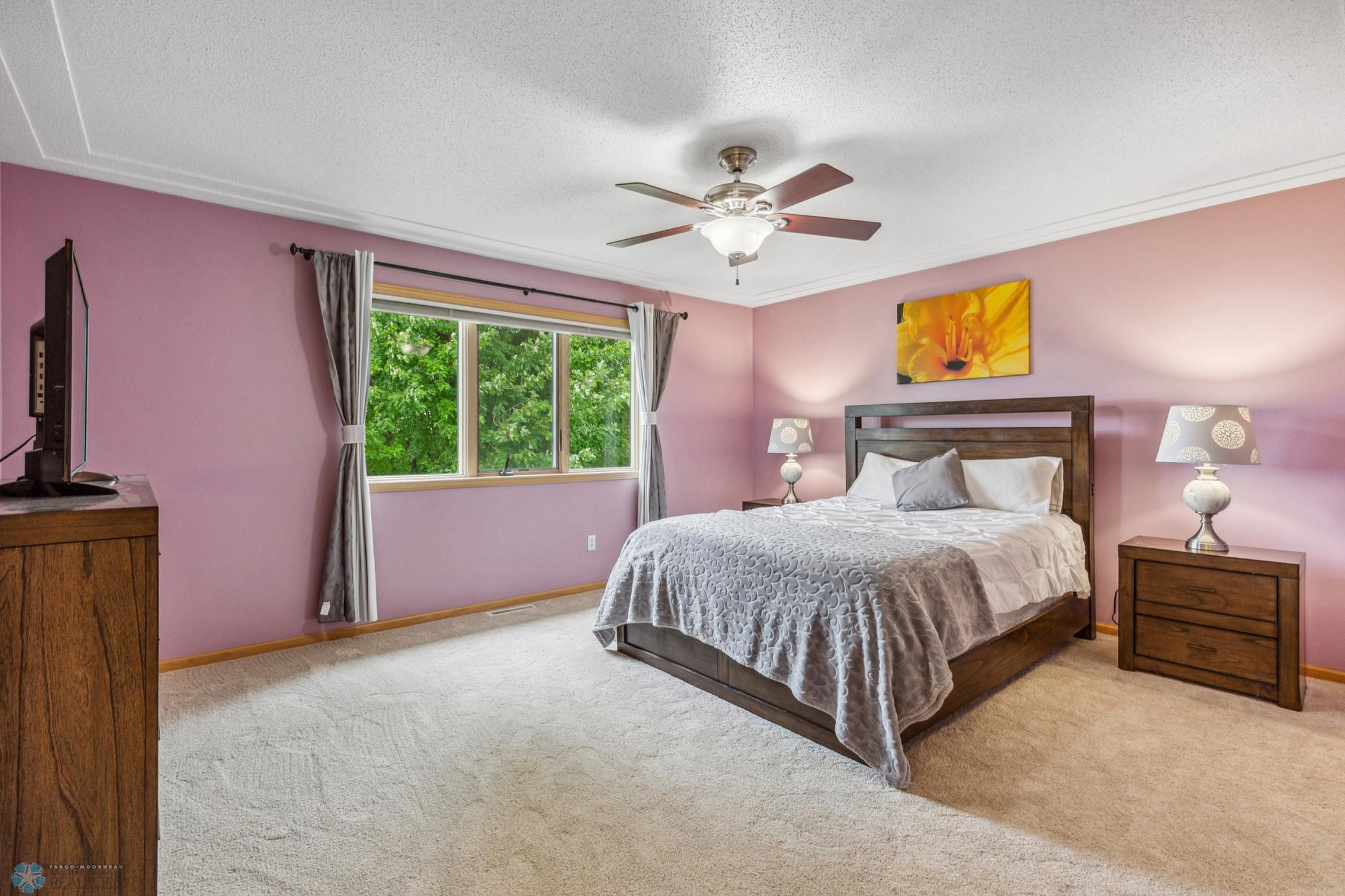 Primary Bedroom w/ Private 5 Piece Bathroom and Walk-in Closet