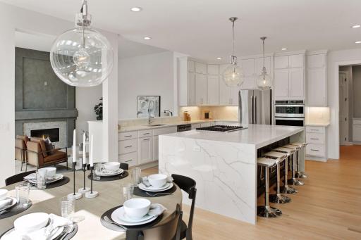 13933 Oakland Place, Minnetonka, MN 55305