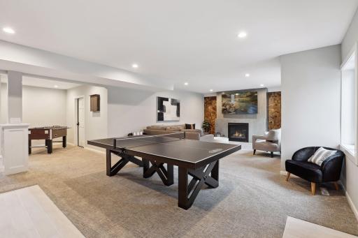 13933 Oakland Place, Minnetonka, MN 55305