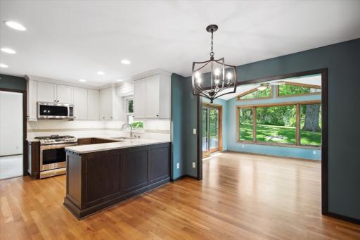 Photo for 2808 Acadia Court, Burnsville, MN 55337 - listing #6569366 2808 Acadia Court, Burnsville, MN 55337