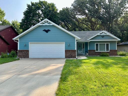 Charming! 3 Bedroom/2 Bathroom/2-Car Garage split entry on Mill Pond in Jordan.