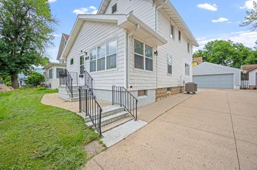 803 S Park Street, Fairmont, MN 56031