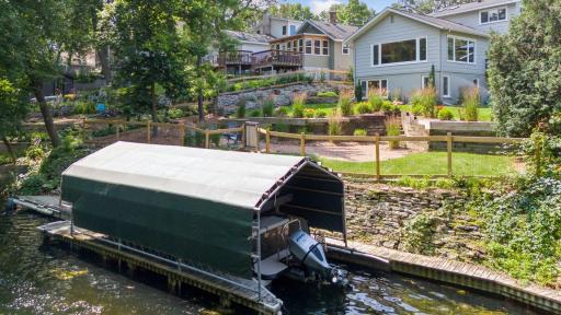 81 feet of channel front can hosts two boats.