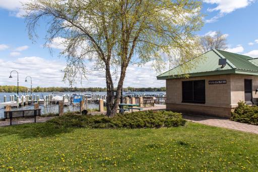 3013 Lake Shore Boulevard, Wayzata, MN 55391