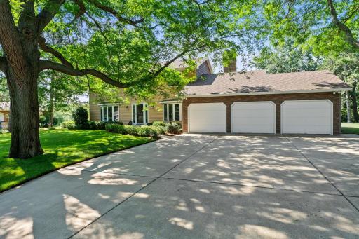 13278 Riverview Drive NW, Elk River, MN 55330