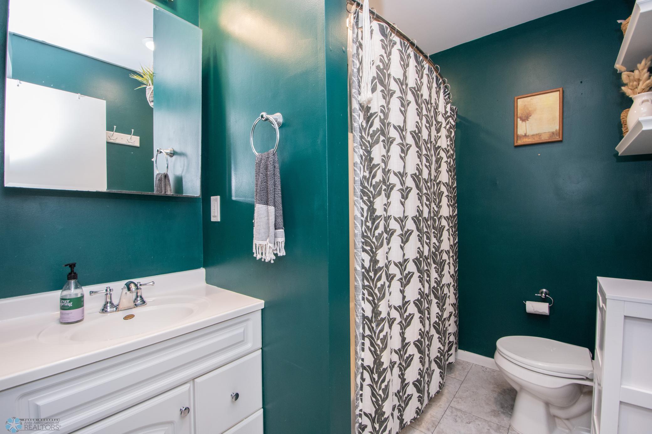 Main bathroom