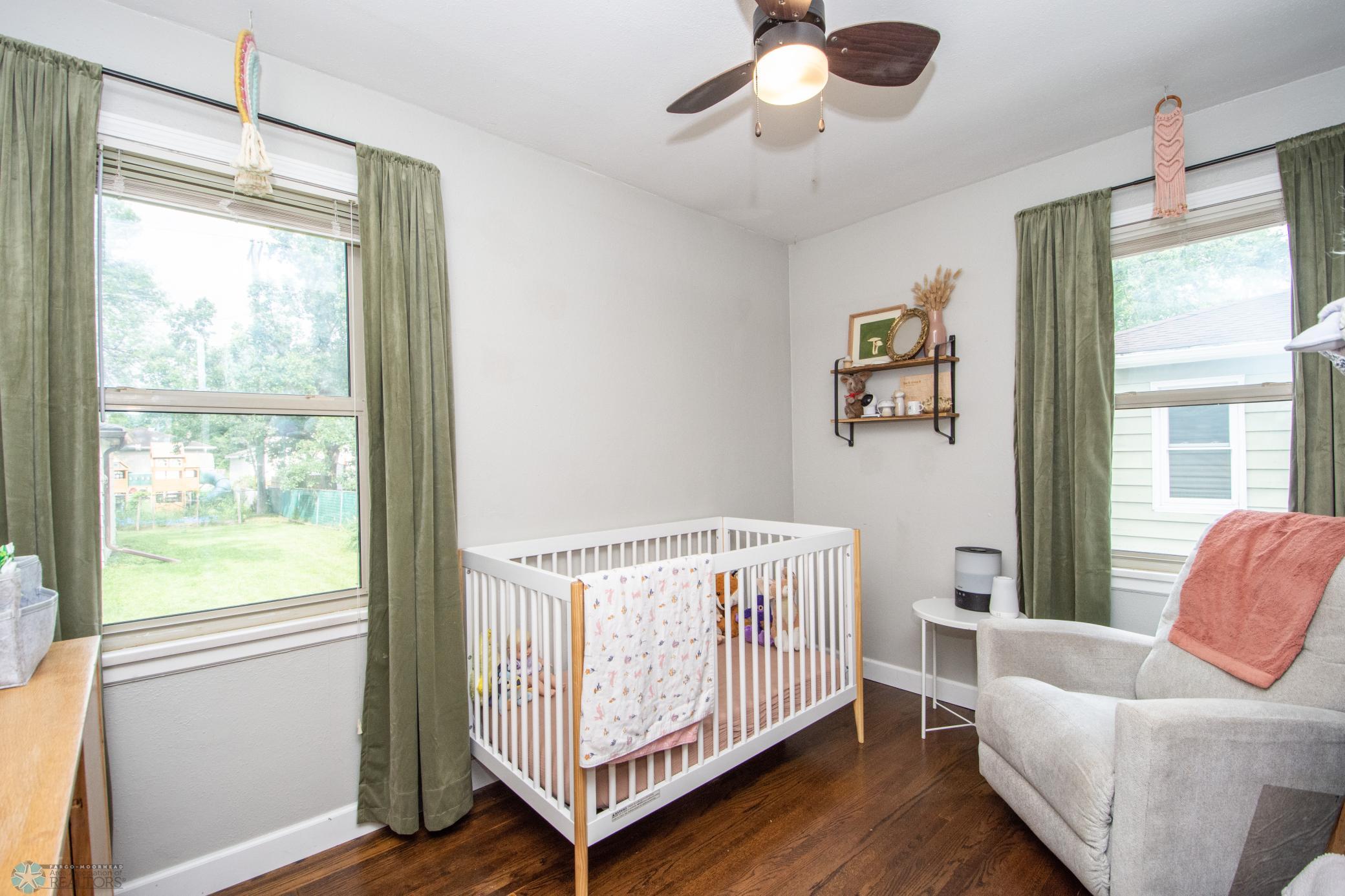 2nd bedroom