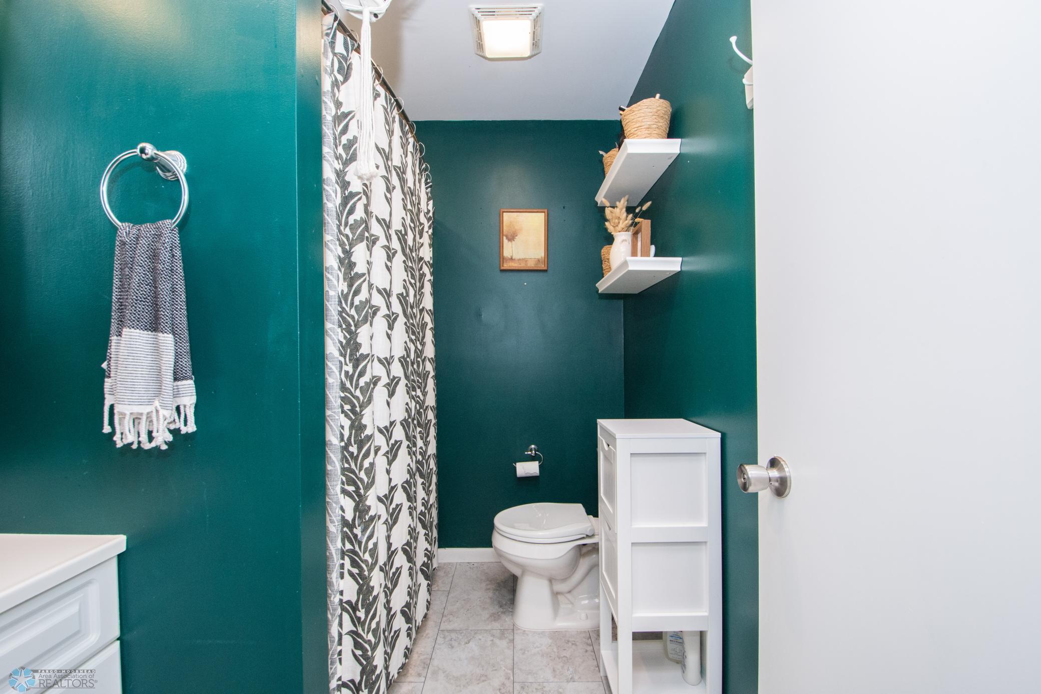 Main bathroom