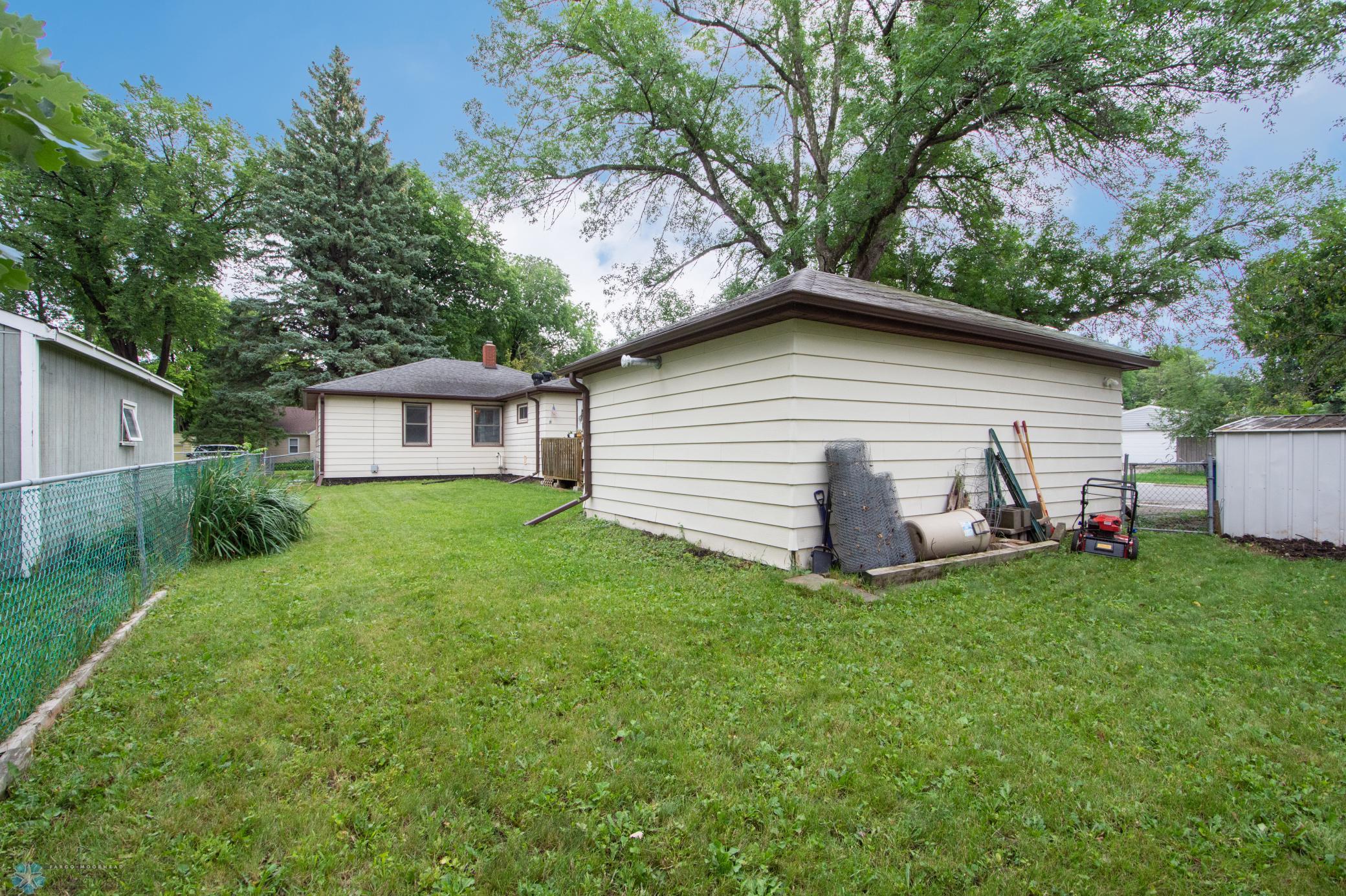 Back yard to house