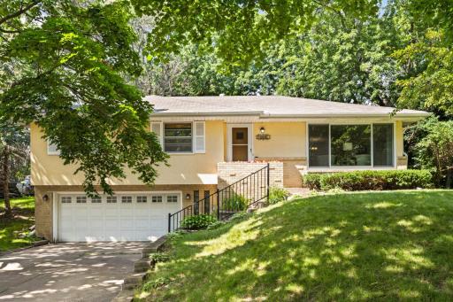 7900 59th Avenue N, Minneapolis, MN 55428