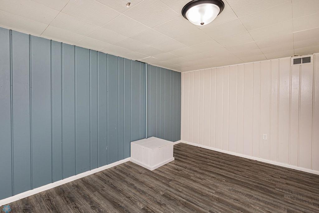 Basement bedroom #4