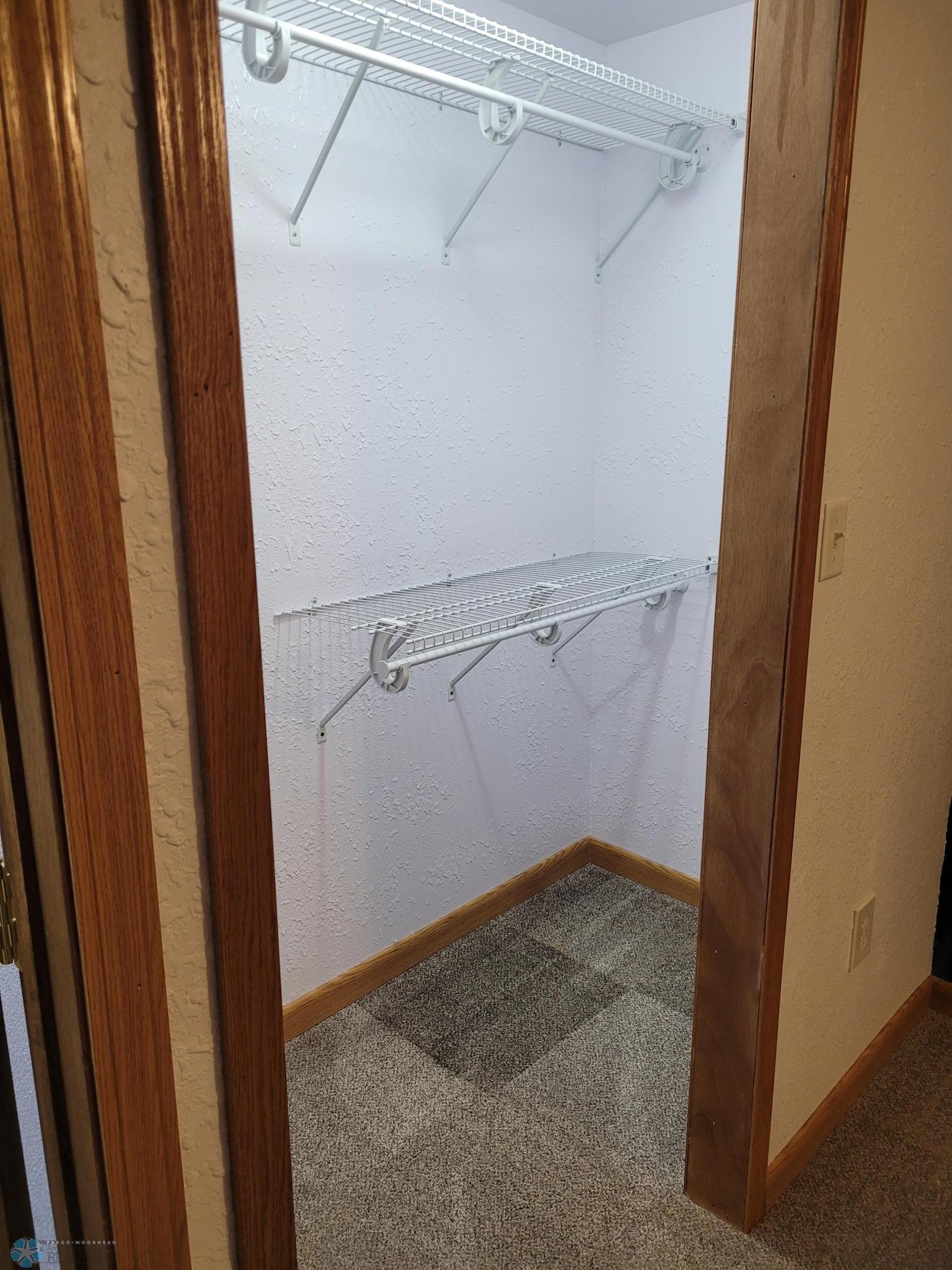 Walk-in closet bed 3