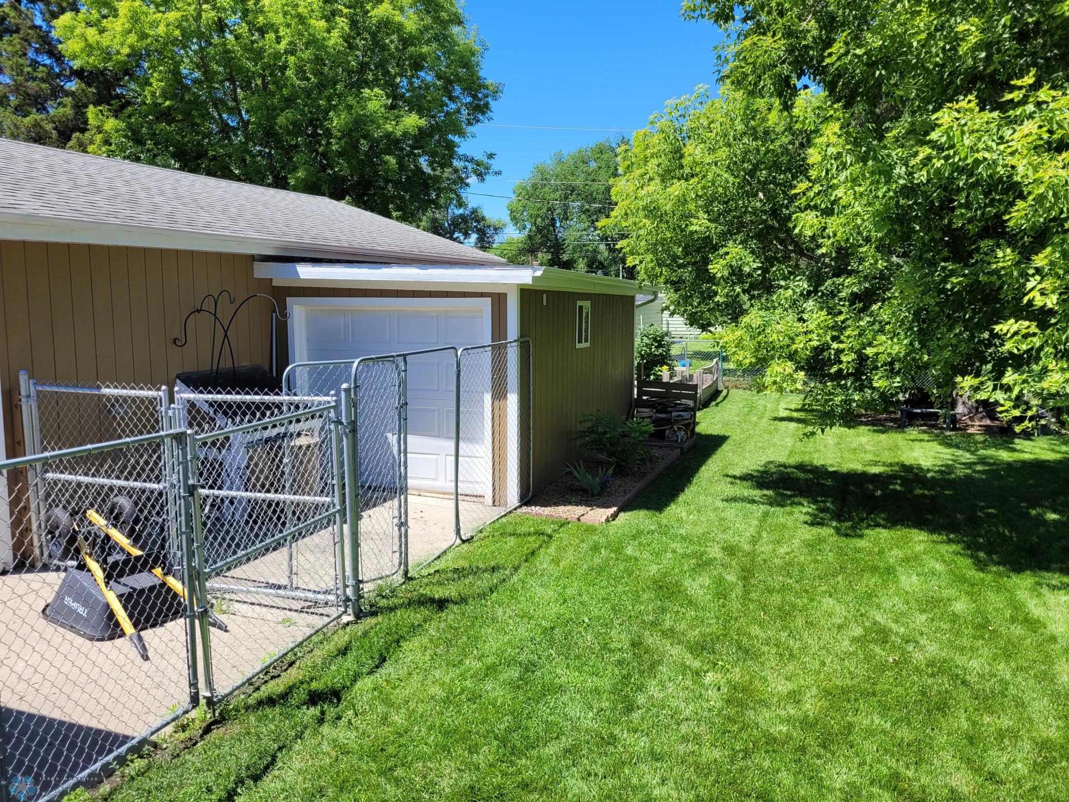 Shop and kennel into garage