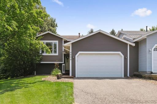 2032 Vienna Lane, Saint Paul, MN 55122