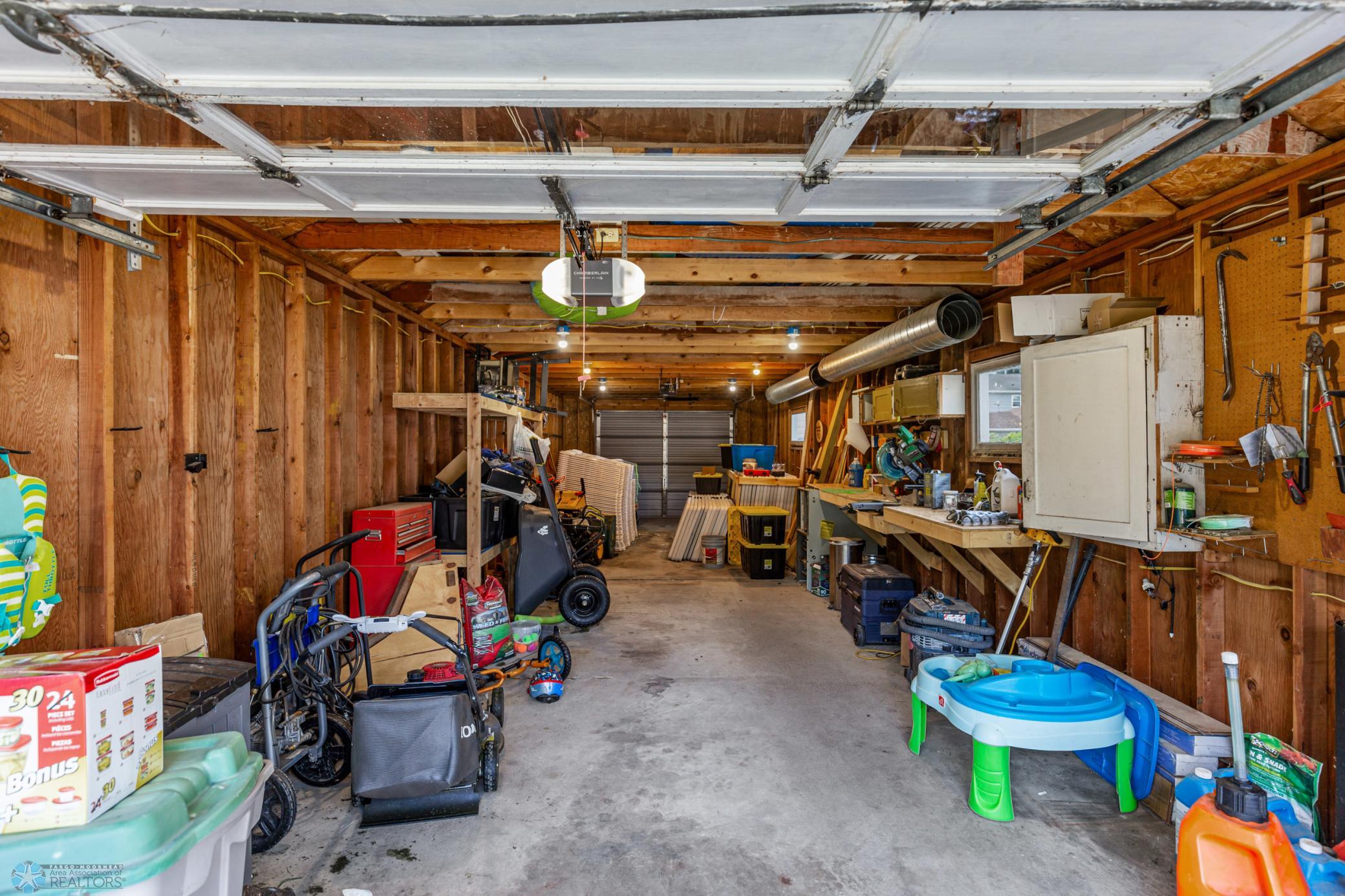 Tandem Garage