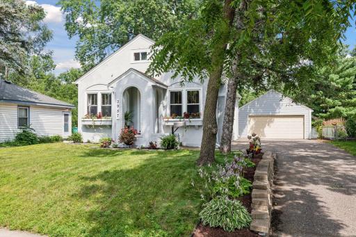 3957 Alabama Avenue S, Saint Louis Park, MN 55416
