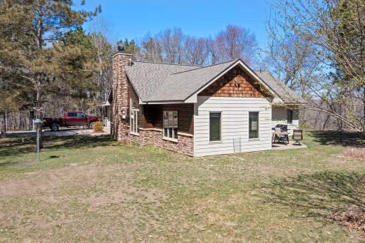33155 Walbo Drive NW, Cambridge, MN 55008