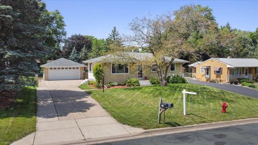 632 Martha Lane, Saint Paul, MN 55125
