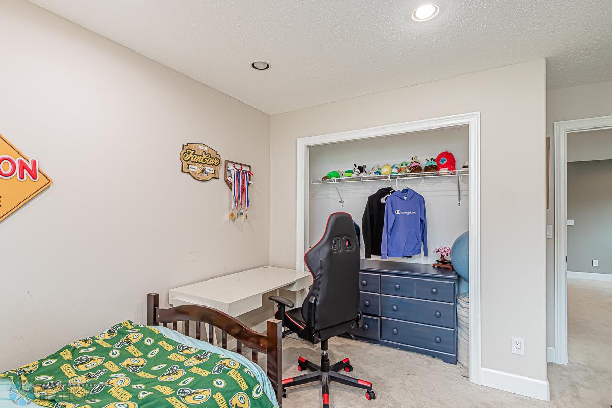 3605 Taylor St S, Fargo, ND 58104-29.jpg