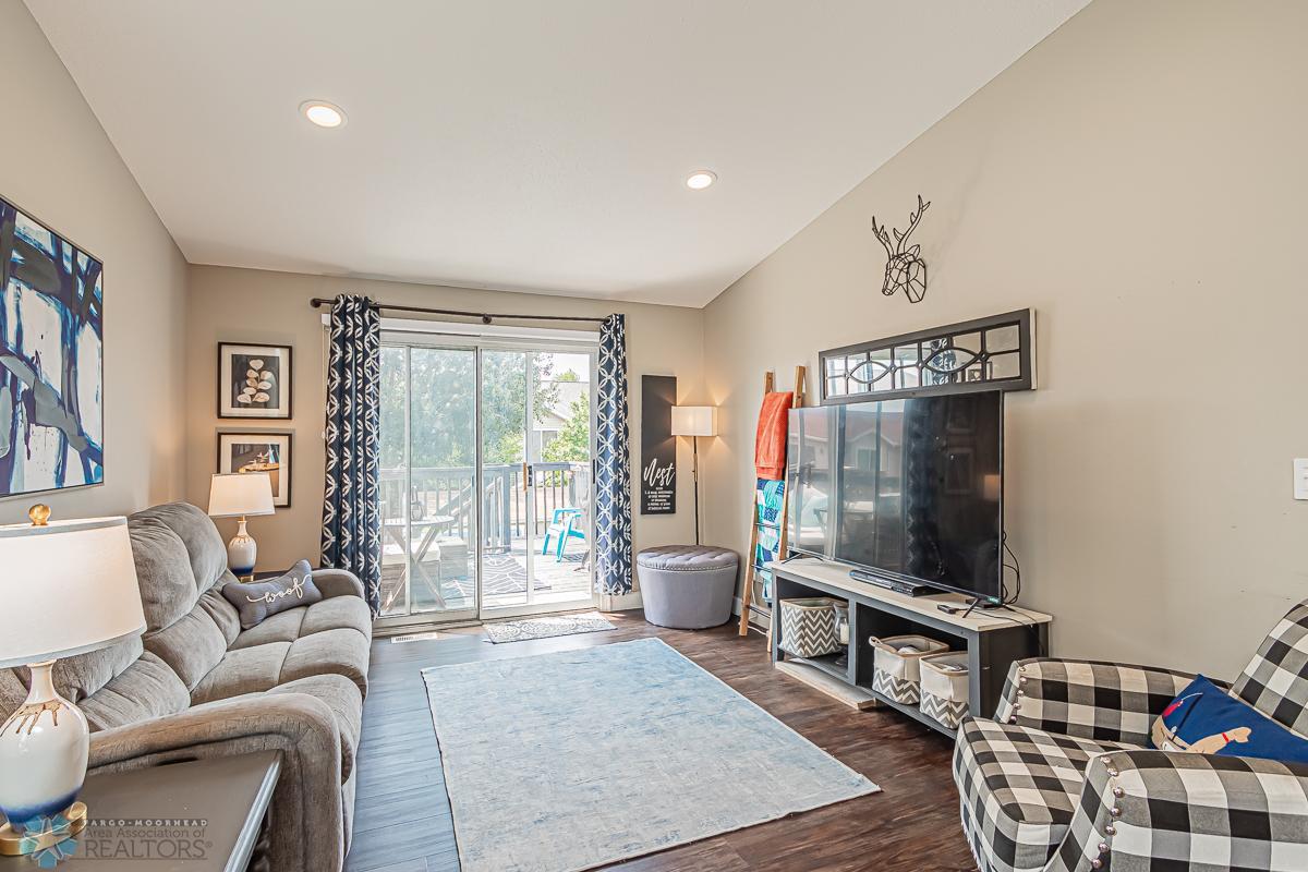 3605 Taylor St S, Fargo, ND 58104-14.jpg