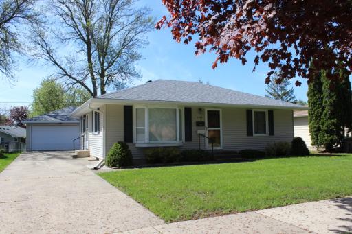 1915 3rd Avenue NW, Austin, MN 55912