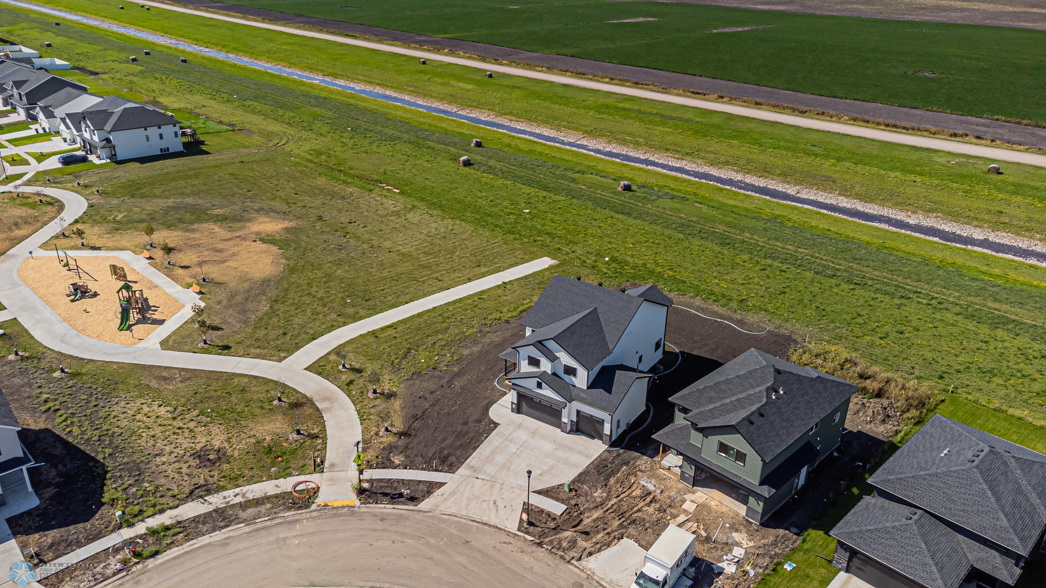 1206 Jill Drive W, West Fargo, ND-06.jpg