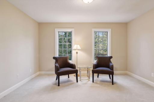 14 Lake Bay, North Oaks, MN 55127