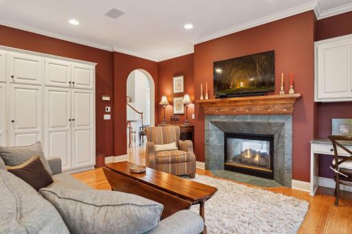 14 Lake Bay, North Oaks, MN 55127