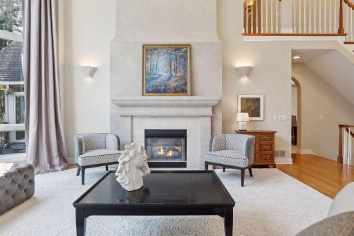 14 Lake Bay, North Oaks, MN 55127