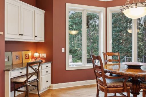 14 Lake Bay, North Oaks, MN 55127
