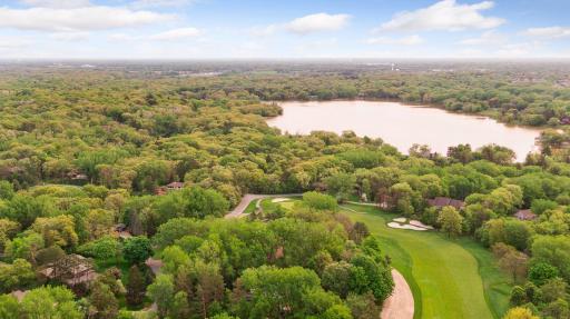 14 Lake Bay, North Oaks, MN 55127